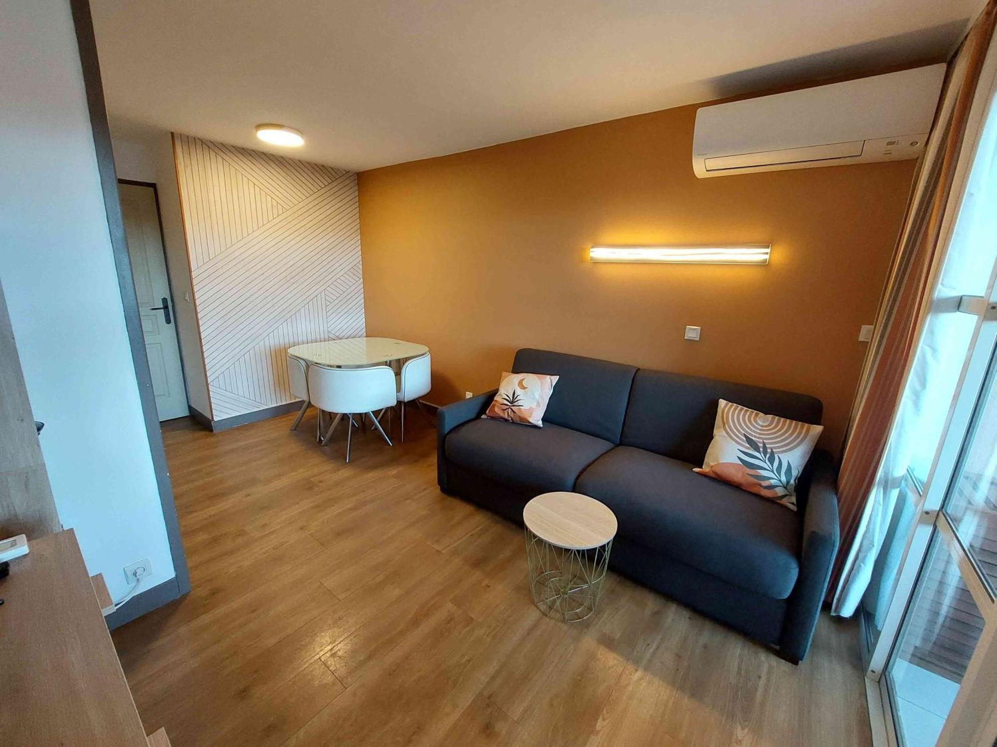 Cap Esterel Appartement Climatise Dans Le Centre Du Village Vacances Drammont エクステリア 写真