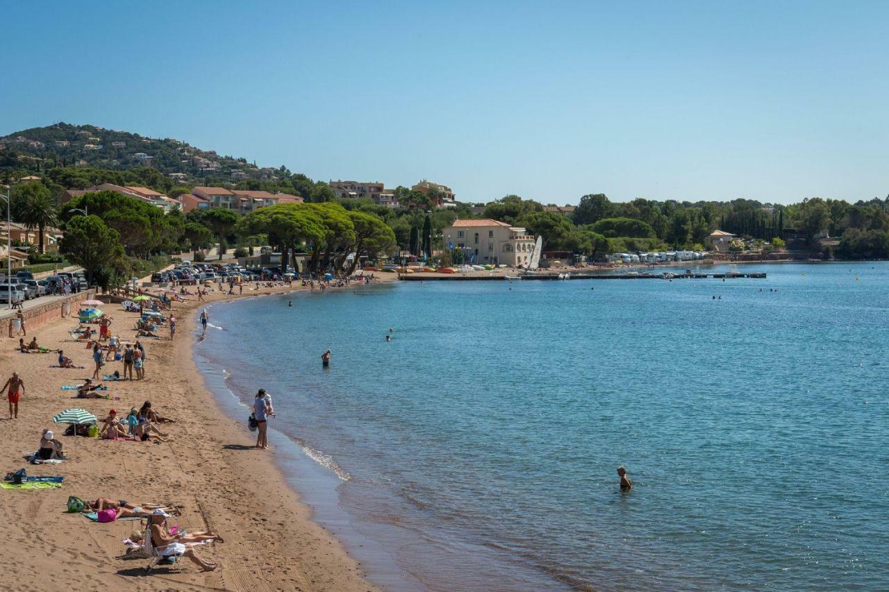 Cap Esterel Appartement Climatise Dans Le Centre Du Village Vacances Drammont エクステリア 写真