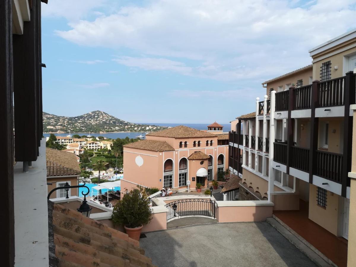 Cap Esterel Appartement Climatise Dans Le Centre Du Village Vacances Drammont エクステリア 写真
