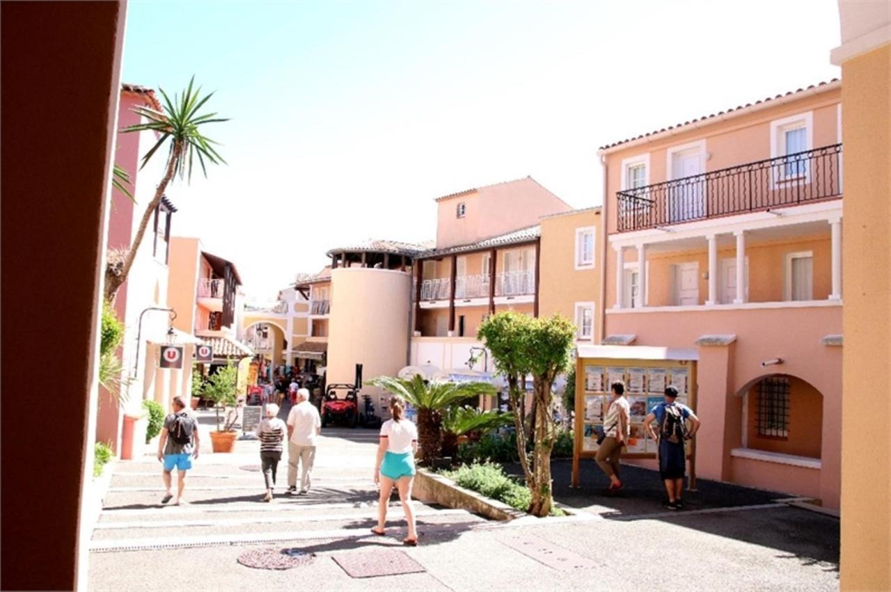 Cap Esterel Appartement Climatise Dans Le Centre Du Village Vacances Drammont エクステリア 写真